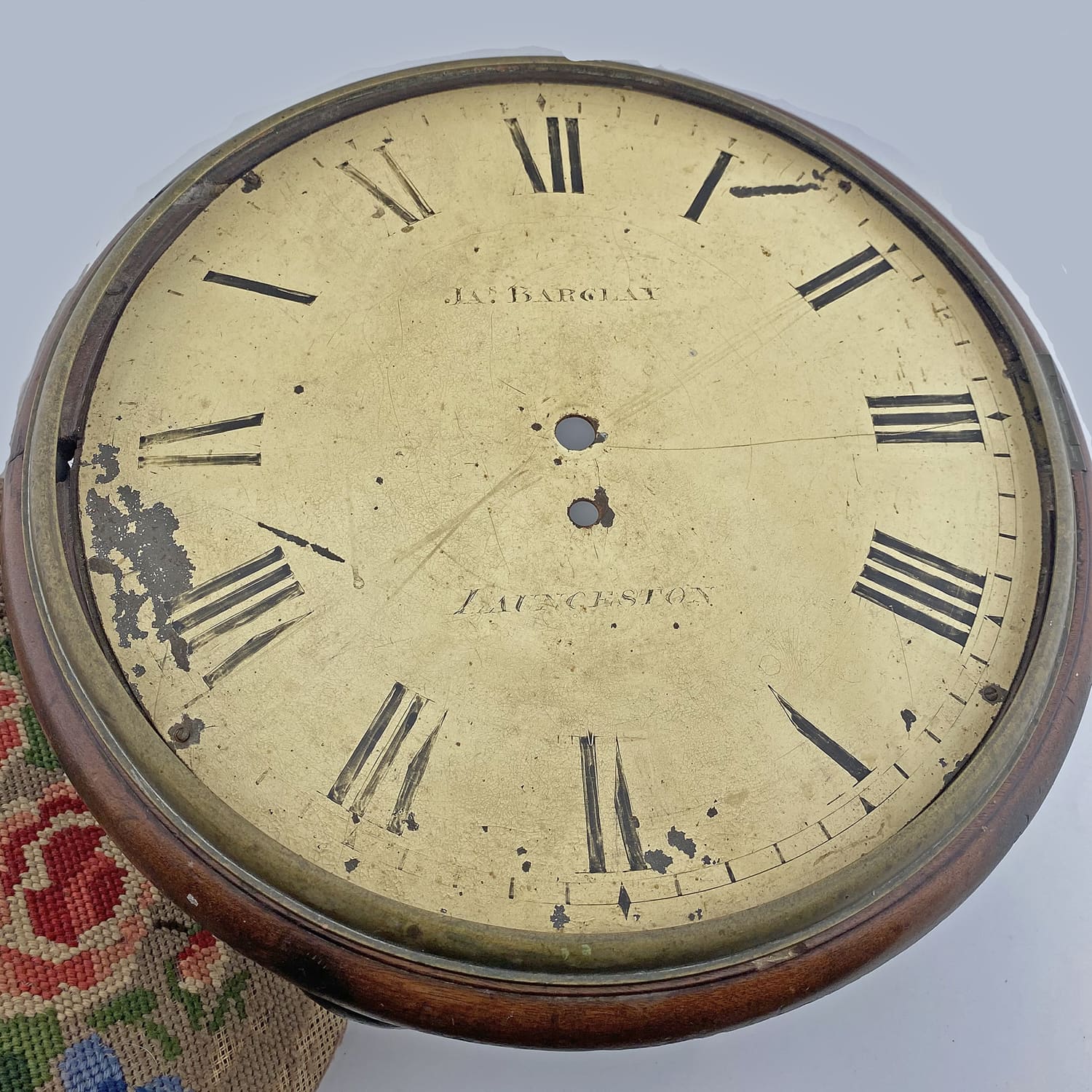 Lot 60 - Three pocket watches and an 8-day travel